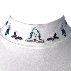 Breckenridge Winter Mockneck Embroidered Top Mittens Skates Holly White Green